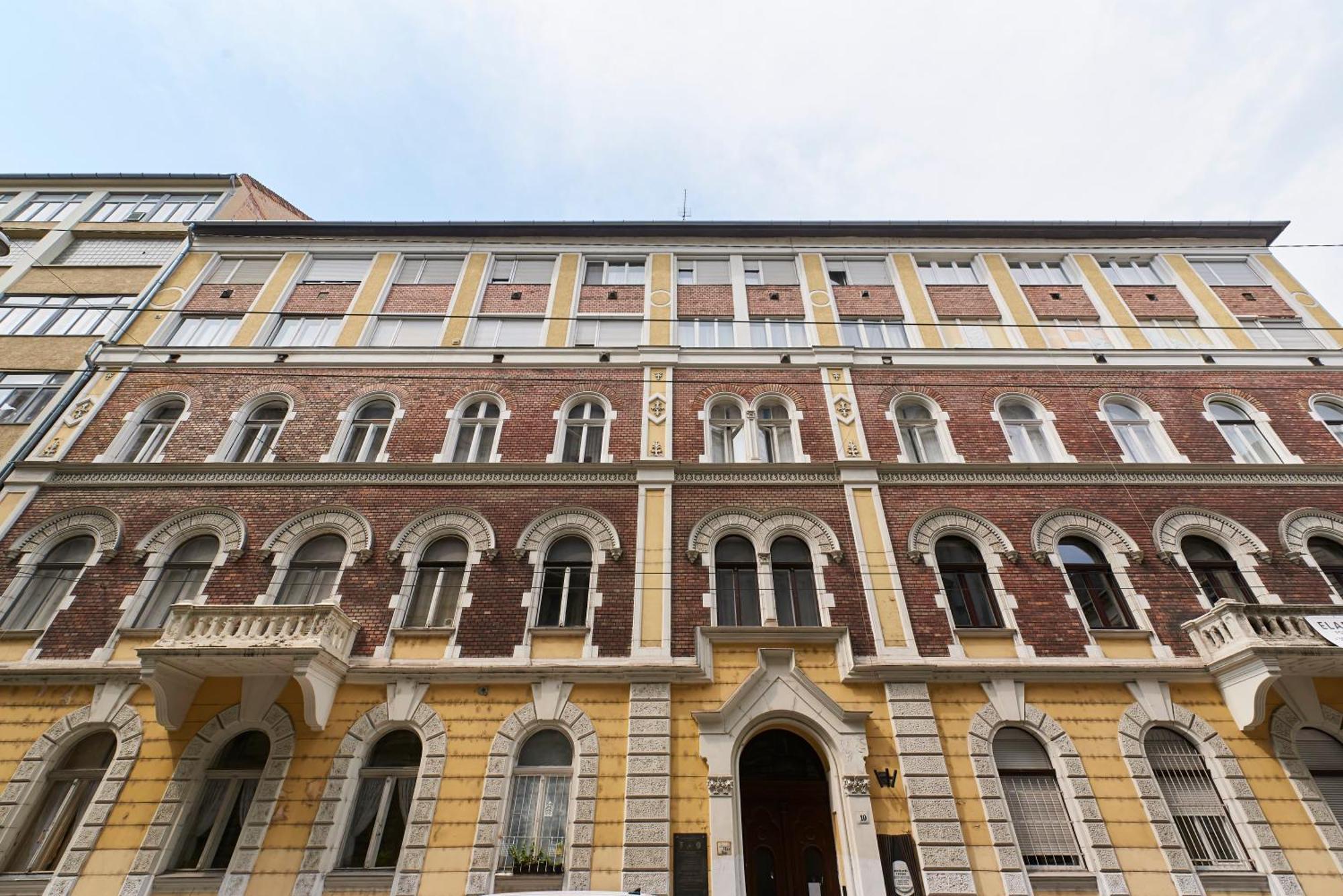 U Home Central Budapest Esterno foto